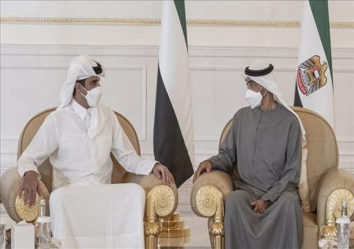 أمير قطر في أبوظبي لتقديم العزاء بوفاة الشيخ خليفة
