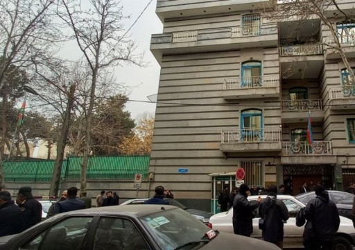 أذربيجان تستدعي سفير إيران في باكو على خلفية هجوم السفارة بطهران