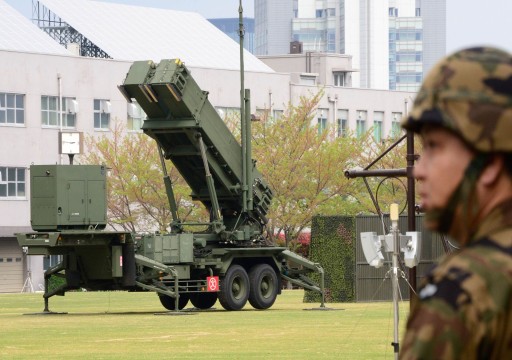 اليابان تسعى لزيادة الإنفاق الدفاعي من الناتج الداخلي بحلول 2027
