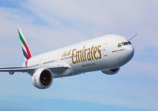 "طيران الإمارات" تلوح بإلغاء صفقة ضخمة مع بوينج