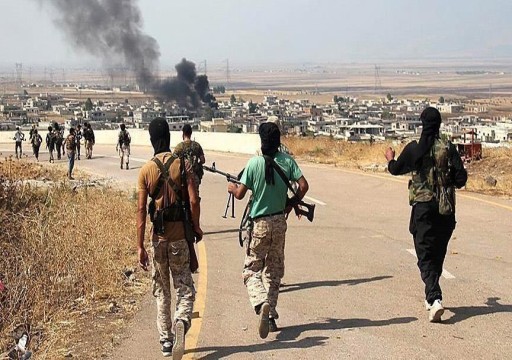 المرصد السوري يعلن مقتل سبعة عناصر موالين لإيران في غارة شرقي سوريا