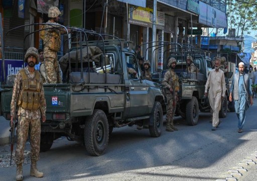مقتل سبعة معلمين إثر إطلاق نار داخل مدرسة في باكستان