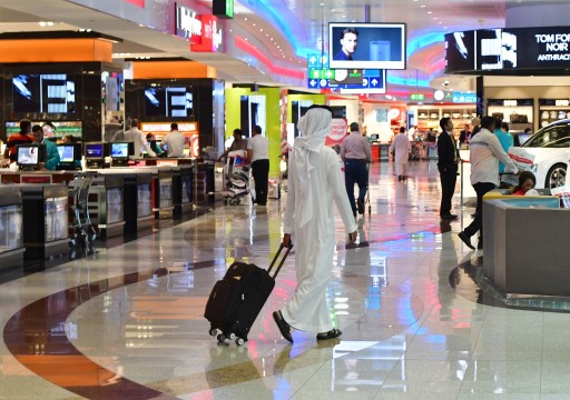 منع سفر المواطنين الإماراتيين غير المطعمين اعتباراً من 10 يناير