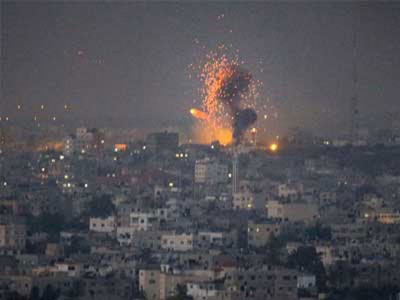 "هآرتس": تضييق السيسي وإسرائيل الخناق على حماس يعجل بالحرب