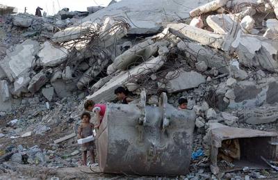 مصر تشدد الحصار على غزة بخندق عملاق وتقيم كاميرات مراقبة