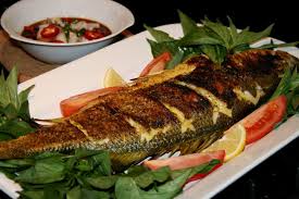 تناول السمك يقلل من اكتئاب المرأة