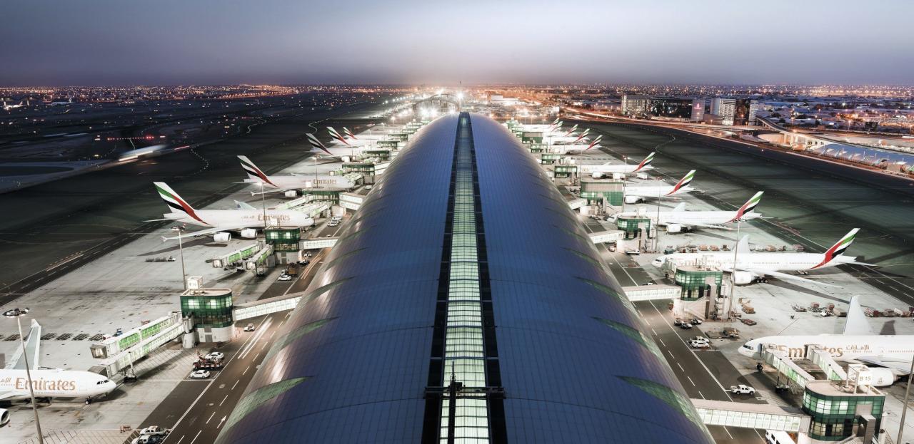 مطار  دبي  أحد أكثر ثلاث مطارات ازدحاماً حول العالم وأغلى وجهة سياحية
