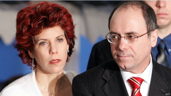 زوجة وزير الداخلية الإسرائيلي تعتذر لأوباما عن مزحة " عنصرية "